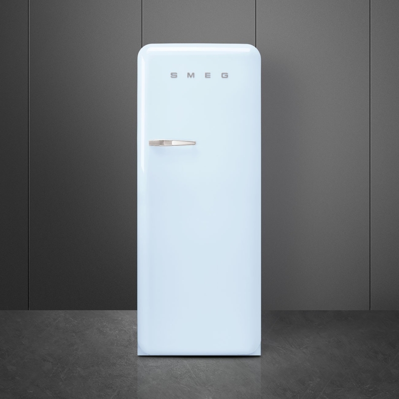 <b>Smeg</b> <br> Szabadonálló kombinált hűtő belső mélyhűtővel